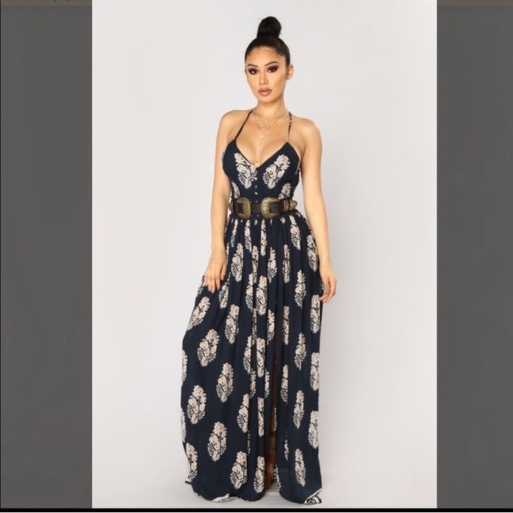 Elegant Navy Floral Maxi Dress